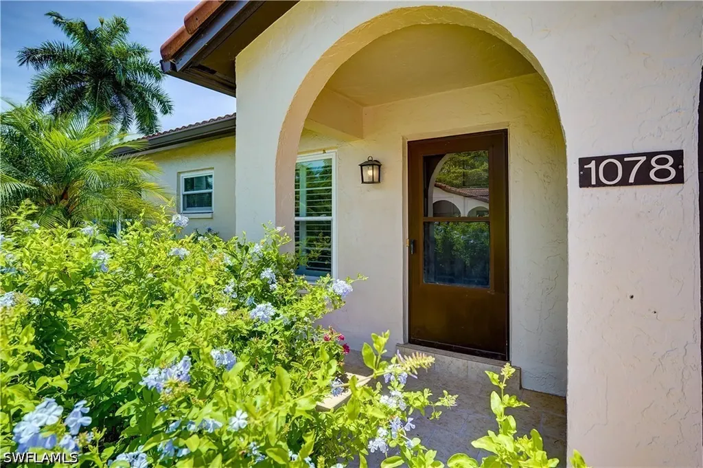 1078 Forest Lakes Drive Naples FL 34105