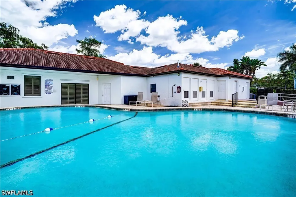 1078 Forest Lakes Drive Naples FL 34105