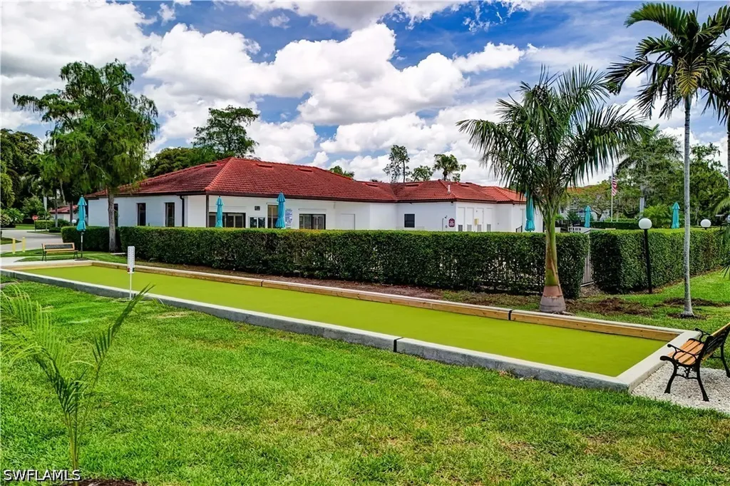 1078 Forest Lakes Drive Naples FL 34105