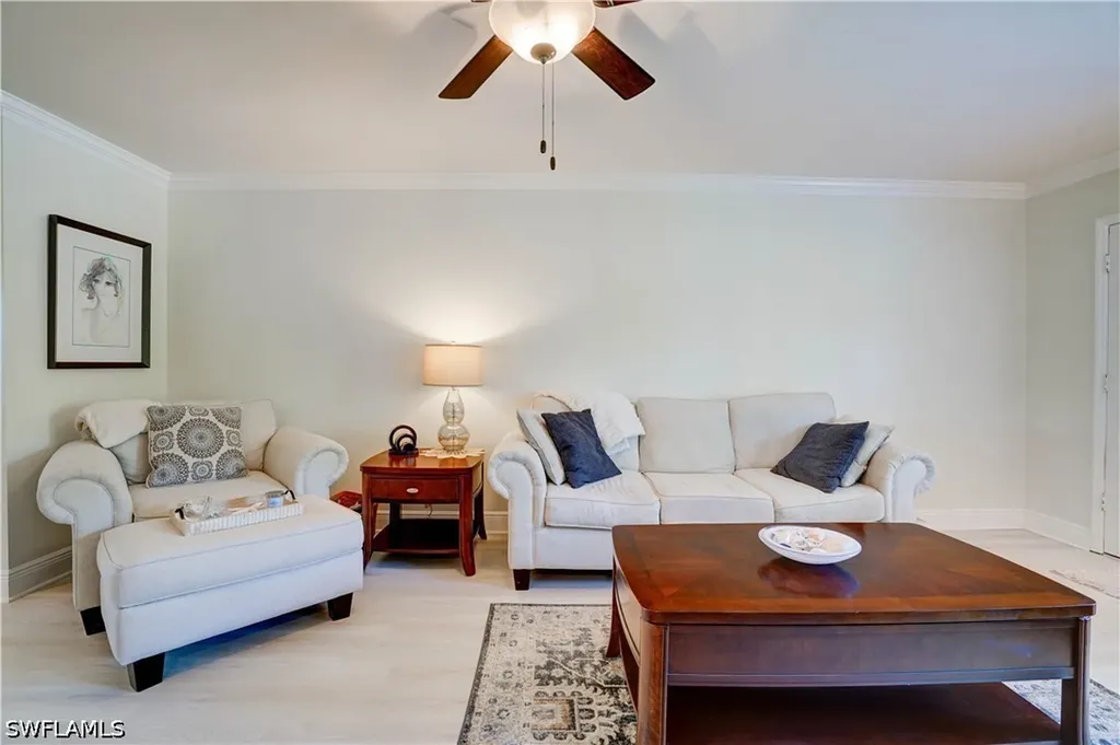 1078 Forest Lakes Drive Naples FL 34105