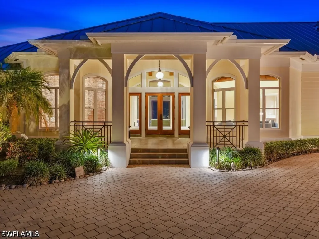 Naples FL, 7051 Hunters Road