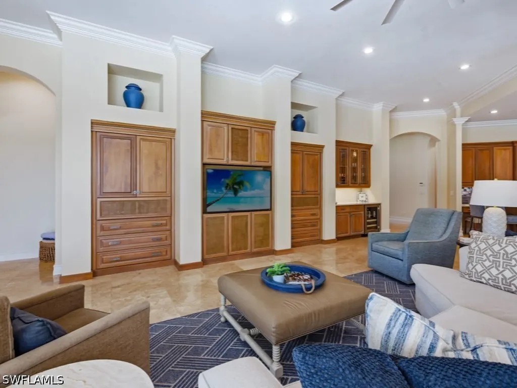 7051 Hunters Road Naples FL 34109
