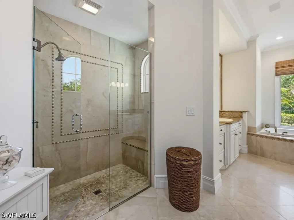 7051 Hunters Road Naples FL 34109