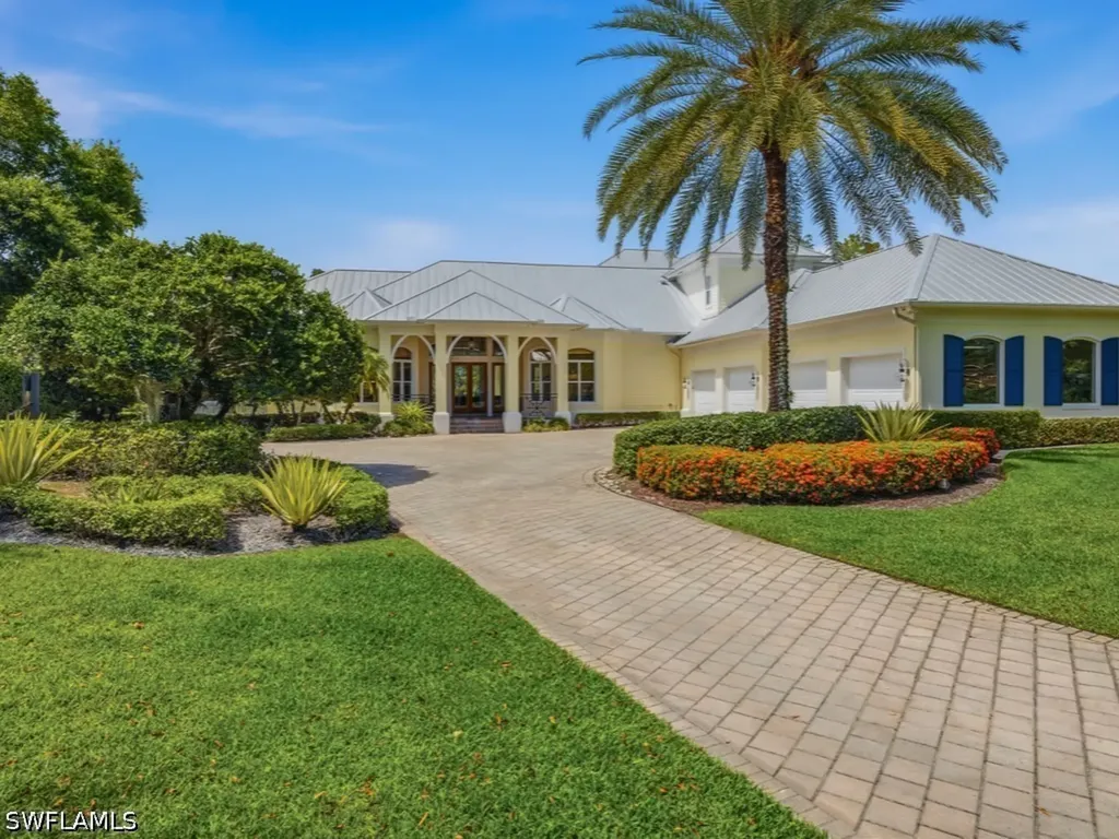 7051 Hunters Road Naples FL 34109
