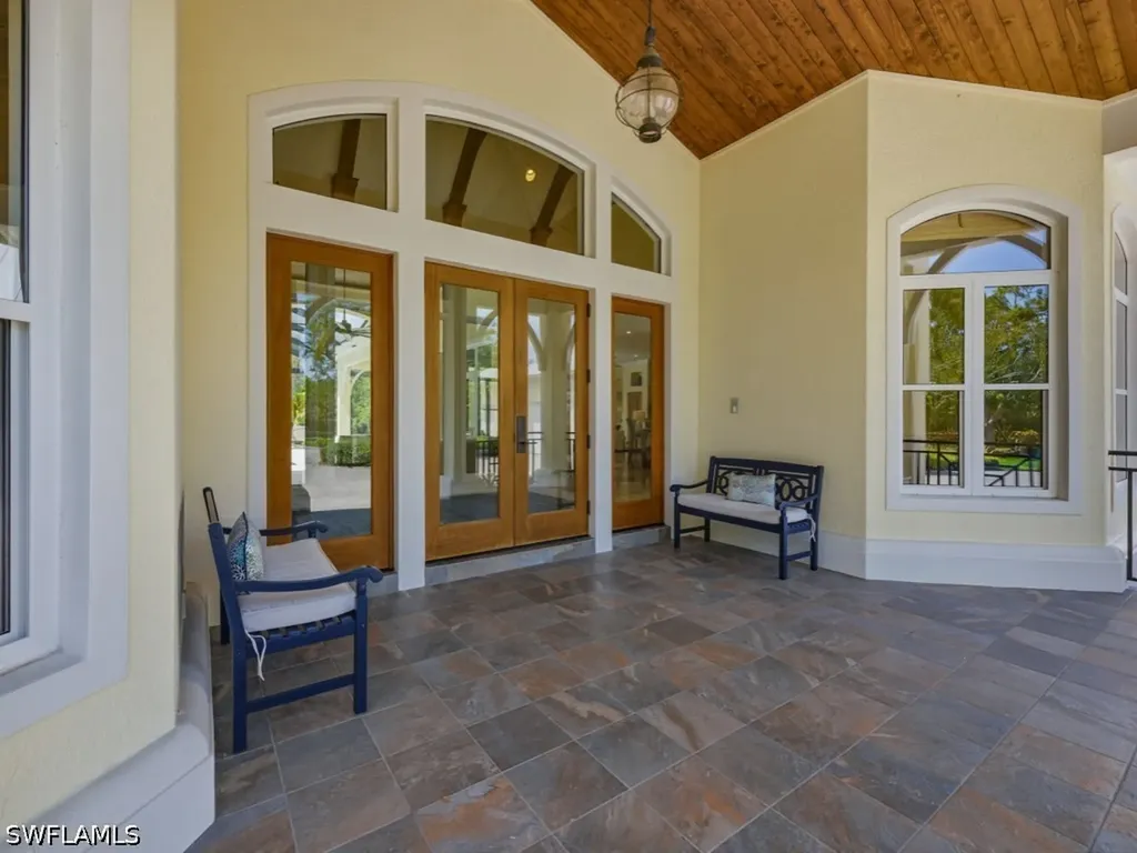 7051 Hunters Road Naples FL 34109