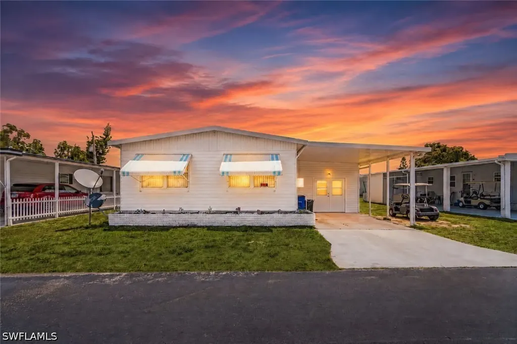 653 Future Drive North Fort Myers FL 33917