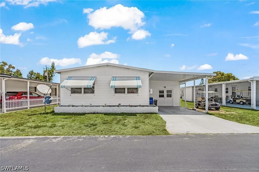 653 Future Drive North Fort Myers FL 33917
