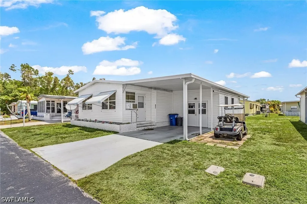 653 Future Drive North Fort Myers FL 33917