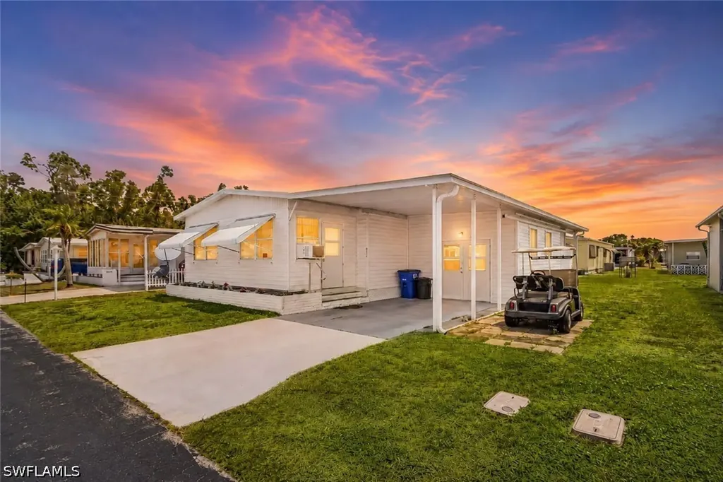 653 Future Drive North Fort Myers FL 33917