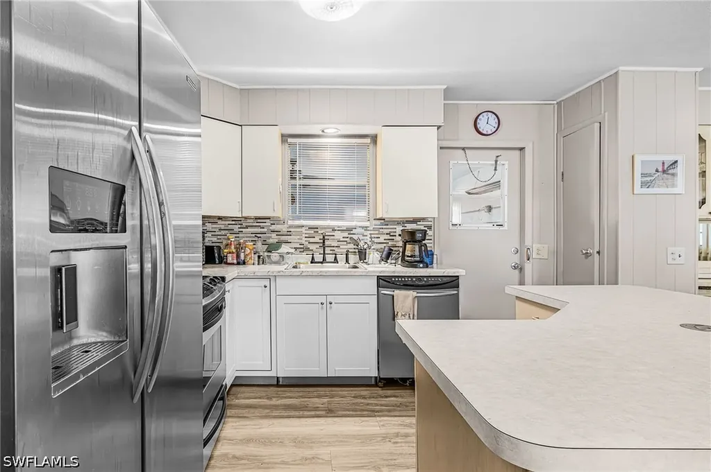 653 Future Drive North Fort Myers FL 33917