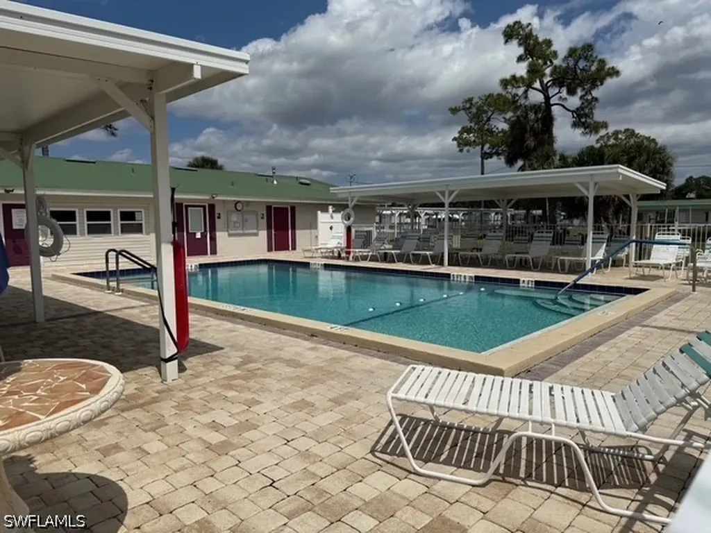 653 Future Drive North Fort Myers FL 33917