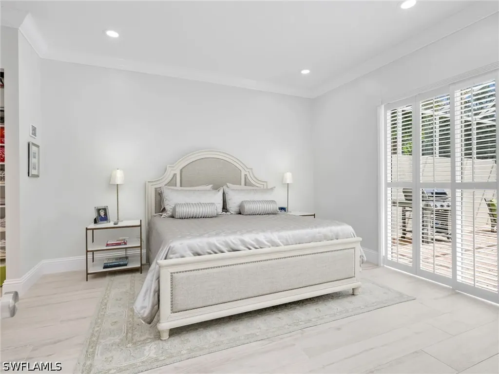 5902 Bermuda Lane Naples FL 34119
