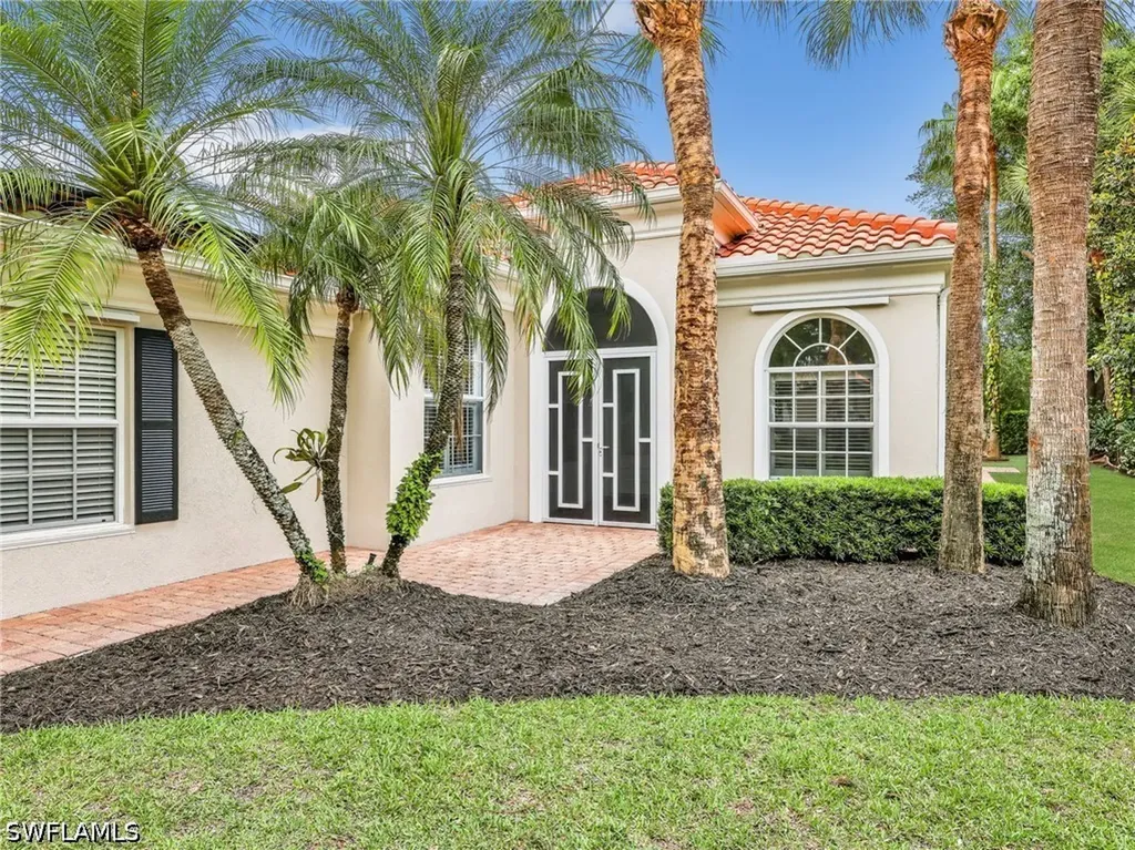 5902 Bermuda Lane Naples FL 34119