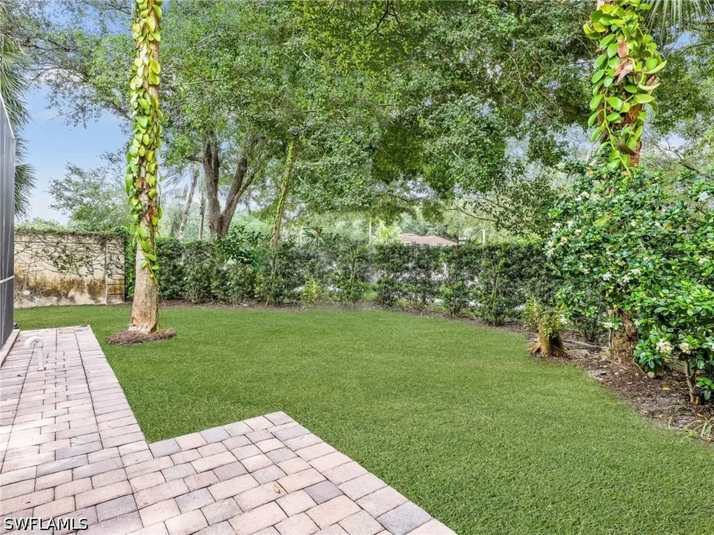 5902 Bermuda Lane Naples FL 34119