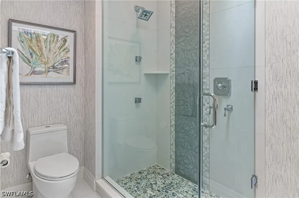 375 5th Avenue S Naples FL 34102