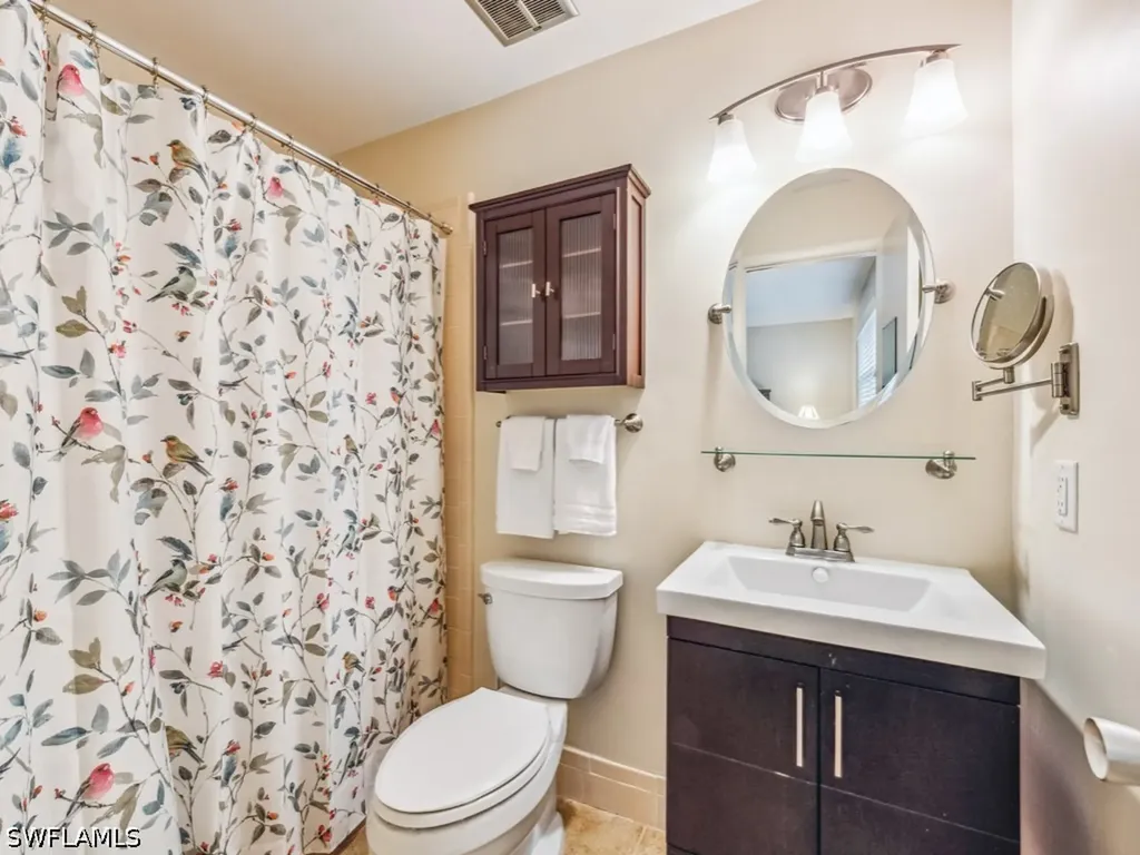 578 Broad Avenue S Naples FL 34102