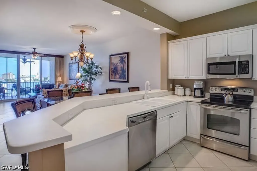 400 Flagship Drive Naples FL 34108-2395