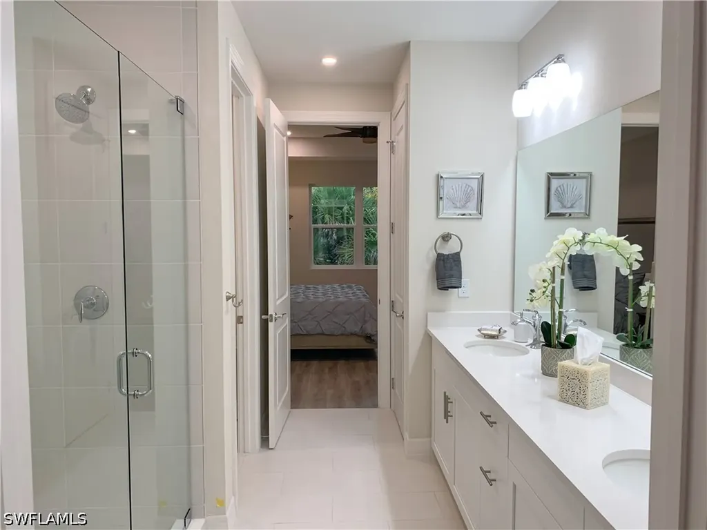 208 Indies Drive E Naples FL 34114