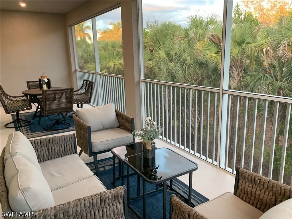 208 Indies Drive E Naples FL 34114