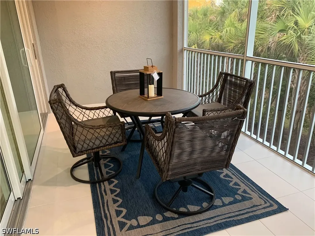 208 Indies Drive E Naples FL 34114