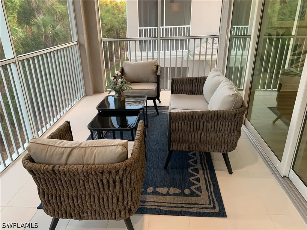 208 Indies Drive E Naples FL 34114