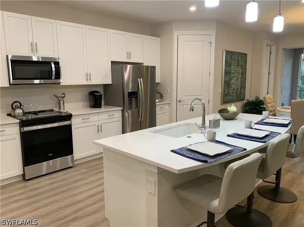 208 Indies Drive E Naples FL 34114