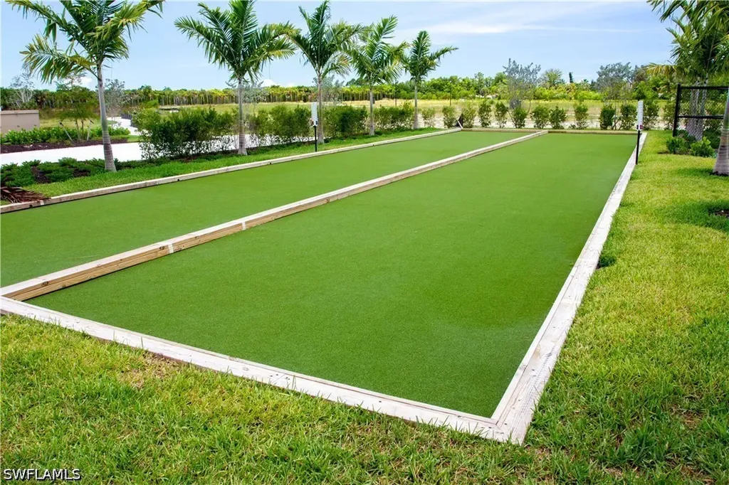 208 Indies Drive E Naples FL 34114