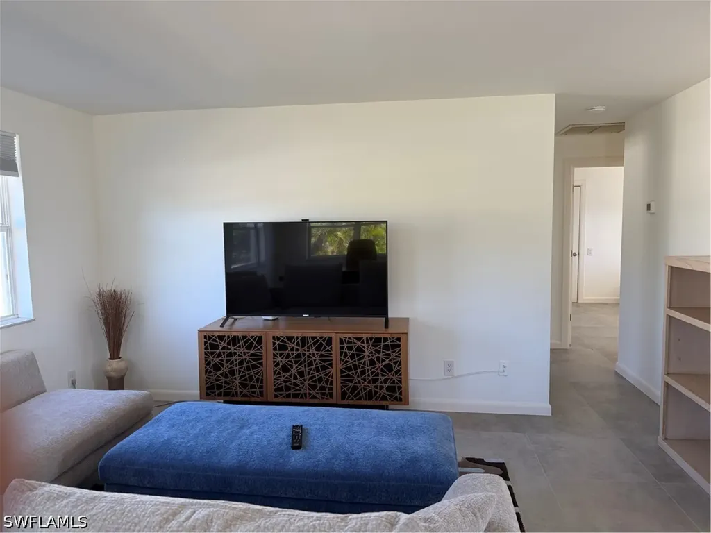 40 1st Street Bonita Springs FL 34134