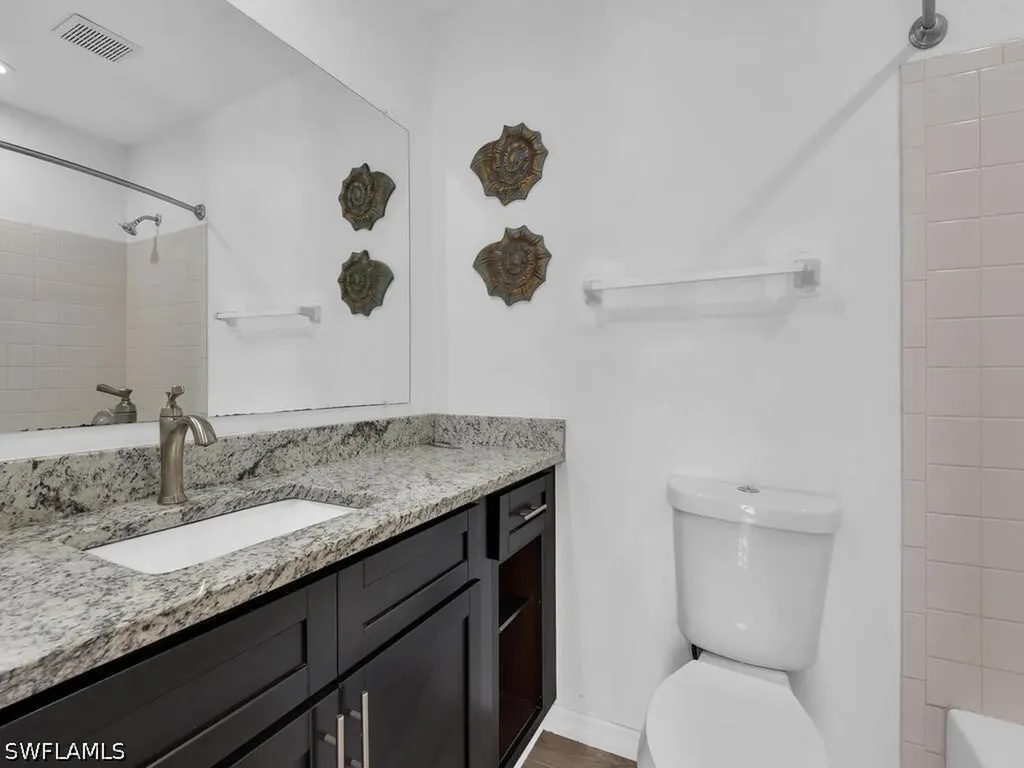 5620 Foxlake Drive North Fort Myers FL 33917