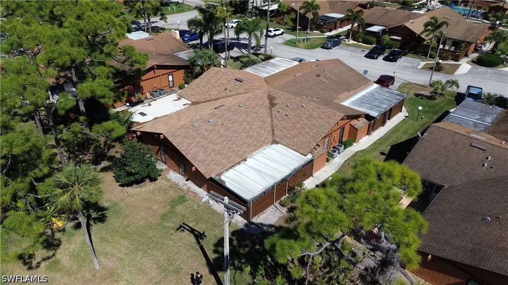 5620 Foxlake Drive North Fort Myers FL 33917