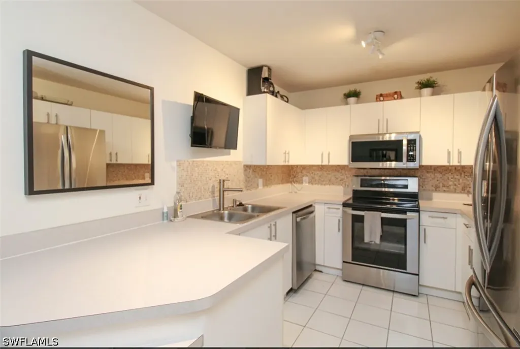 519 Roma Court Naples FL 34110