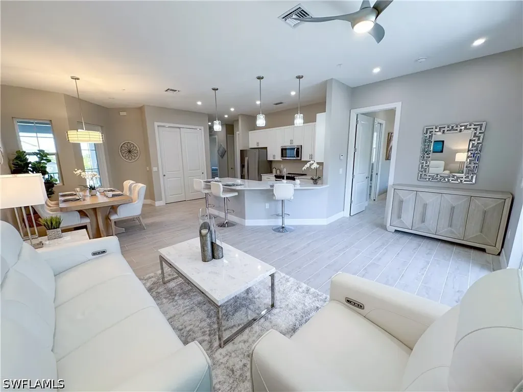 262 Indies Drive Naples FL 34114