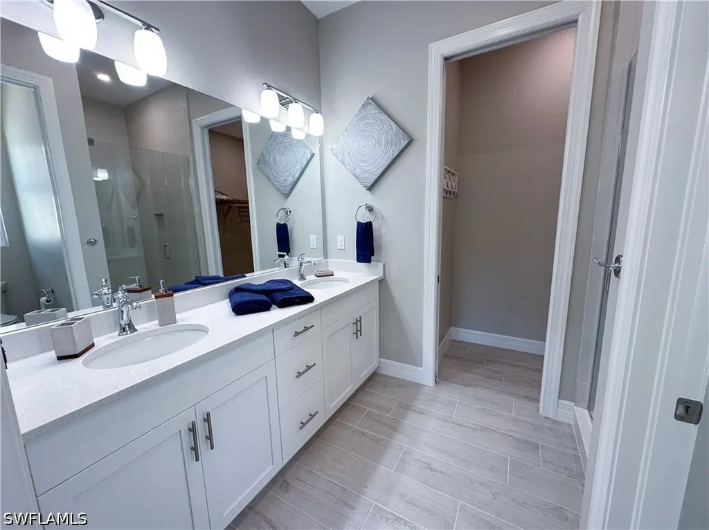 262 Indies Drive Naples FL 34114
