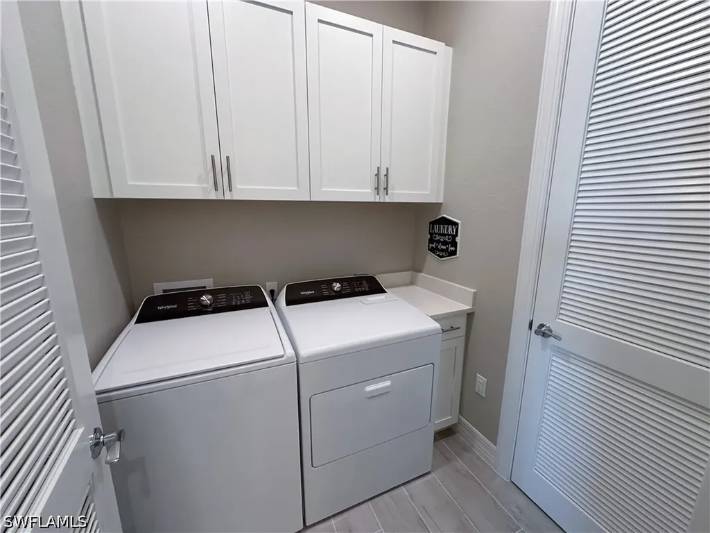 262 Indies Drive Naples FL 34114