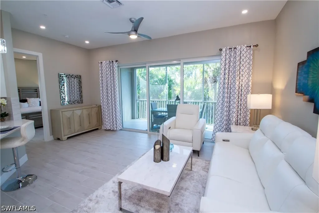 262 Indies Drive Naples FL 34114