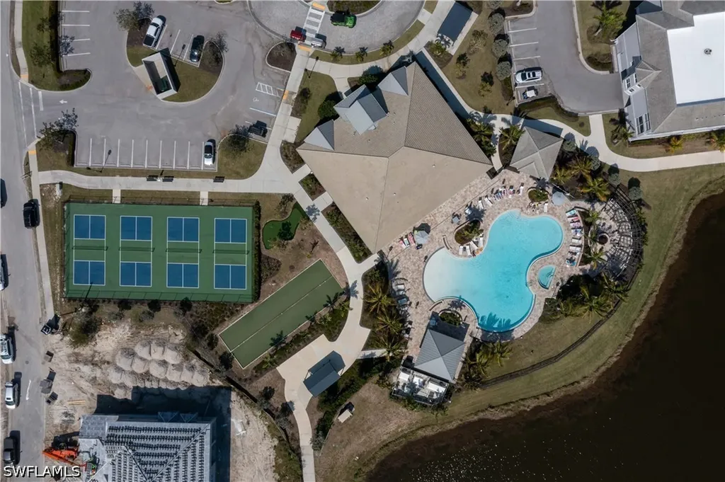 262 Indies Drive Naples FL 34114