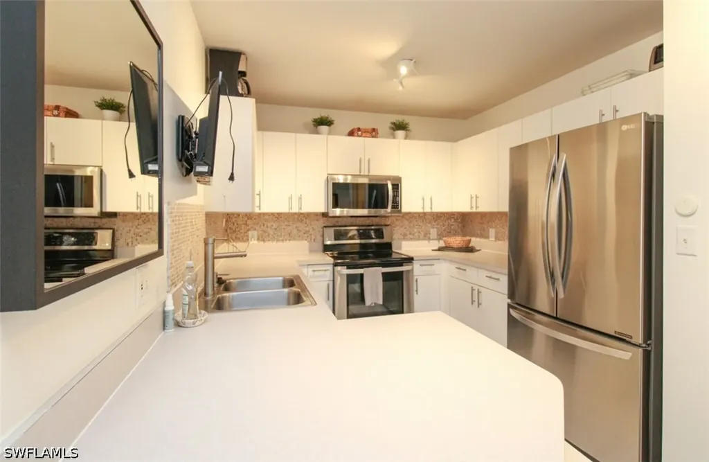 519 Roma Court Naples FL 34110