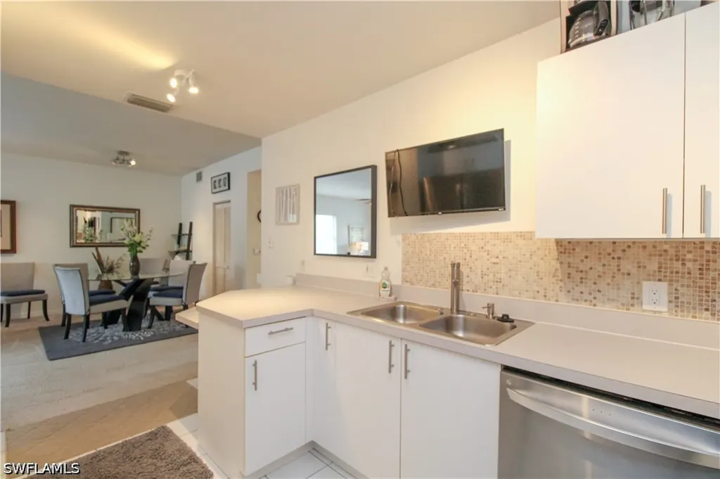 519 Roma Court Naples FL 34110