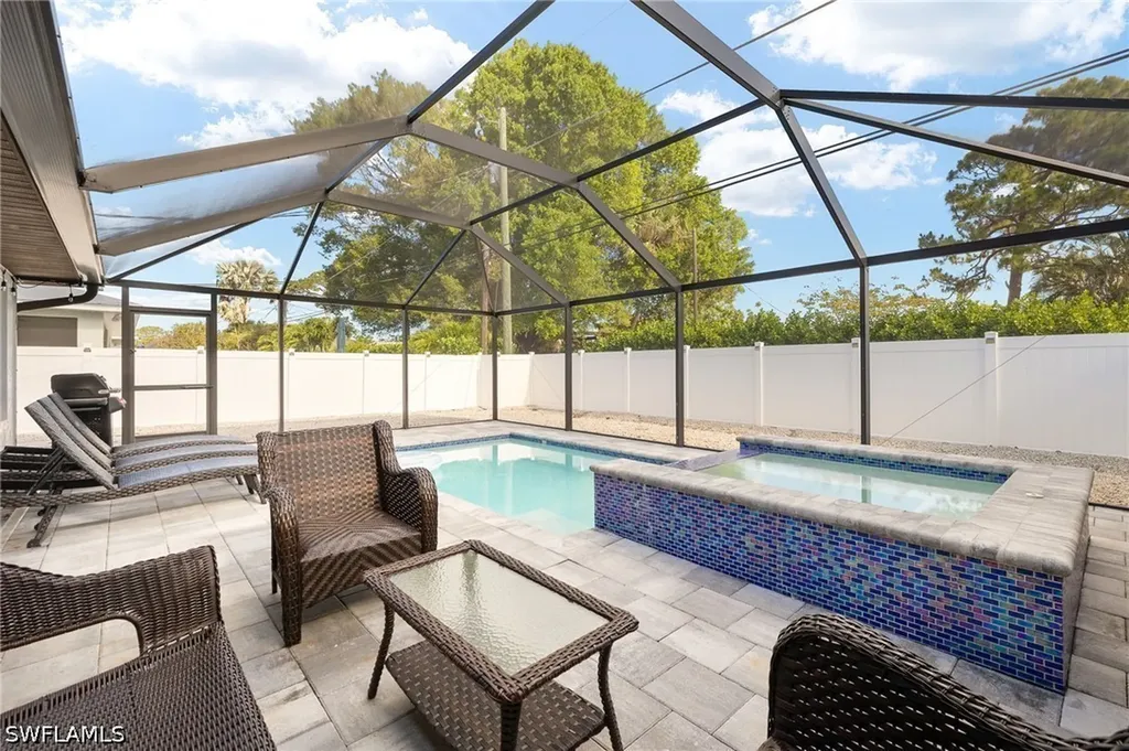 745 91st Avenue N Naples FL 34108