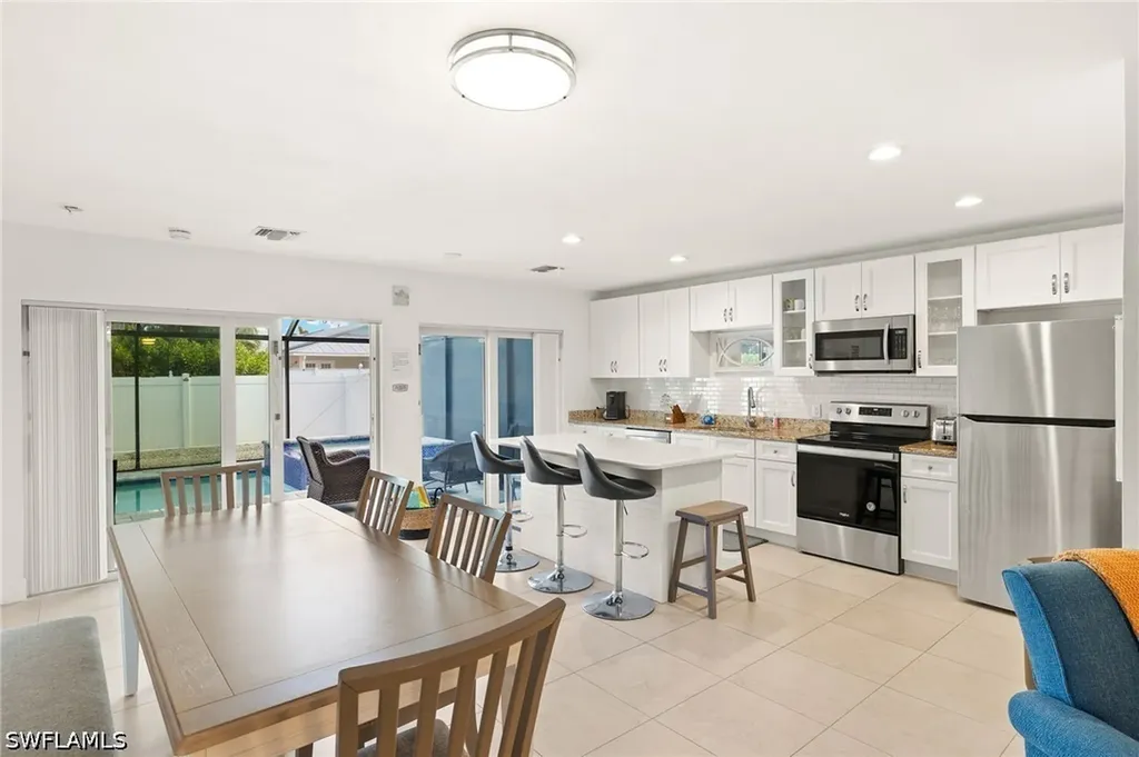 745 91st Avenue N Naples FL 34108