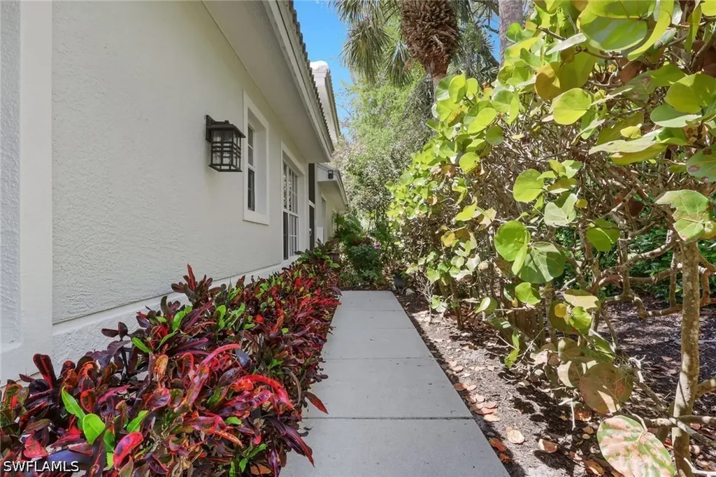 4501 Cardinal Cove Lane Naples FL 34114
