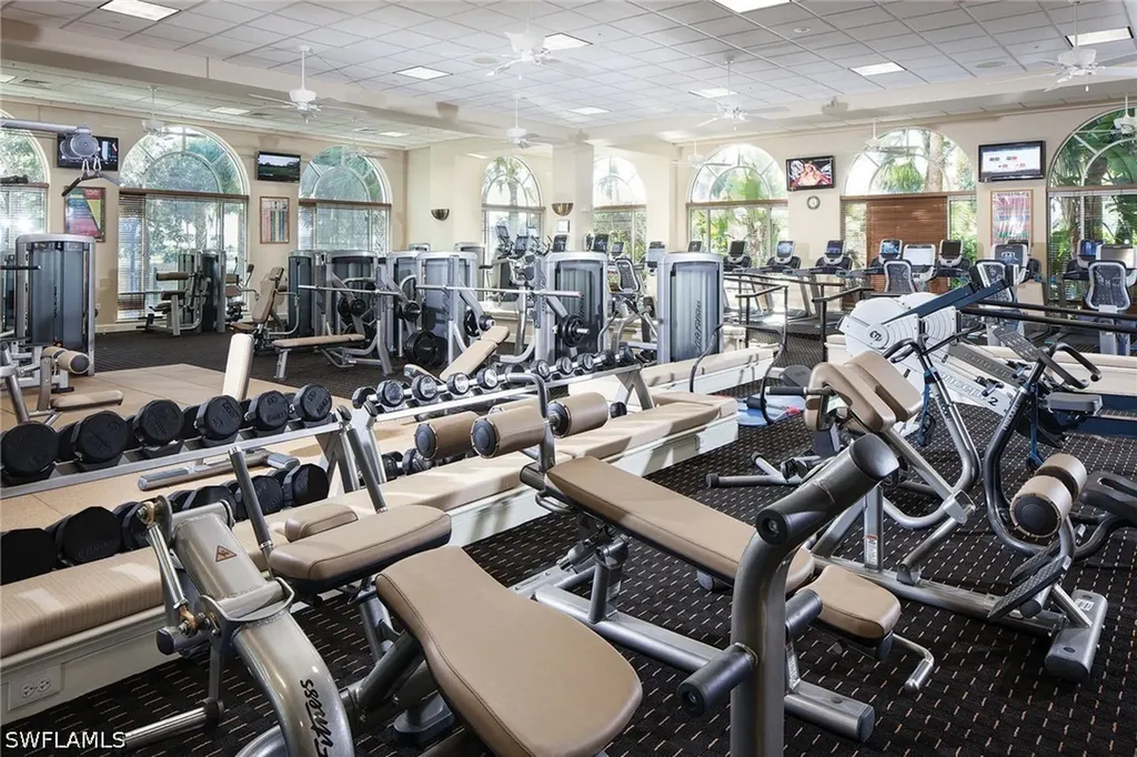 4501 Cardinal Cove Lane Naples FL 34114
