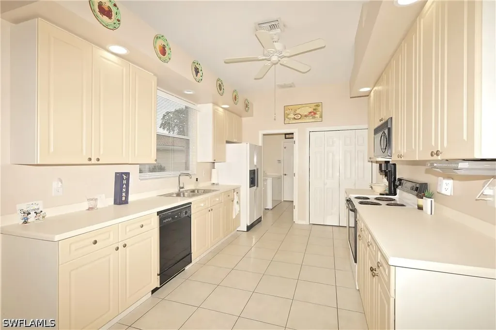 6820 Lone Oak Boulevard Naples FL 34109