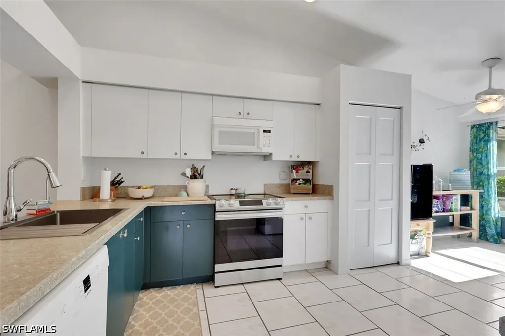 1835 W Crown Pointe Boulevard Naples FL 34112