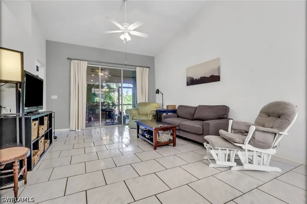 1835 W Crown Pointe Boulevard Naples FL 34112