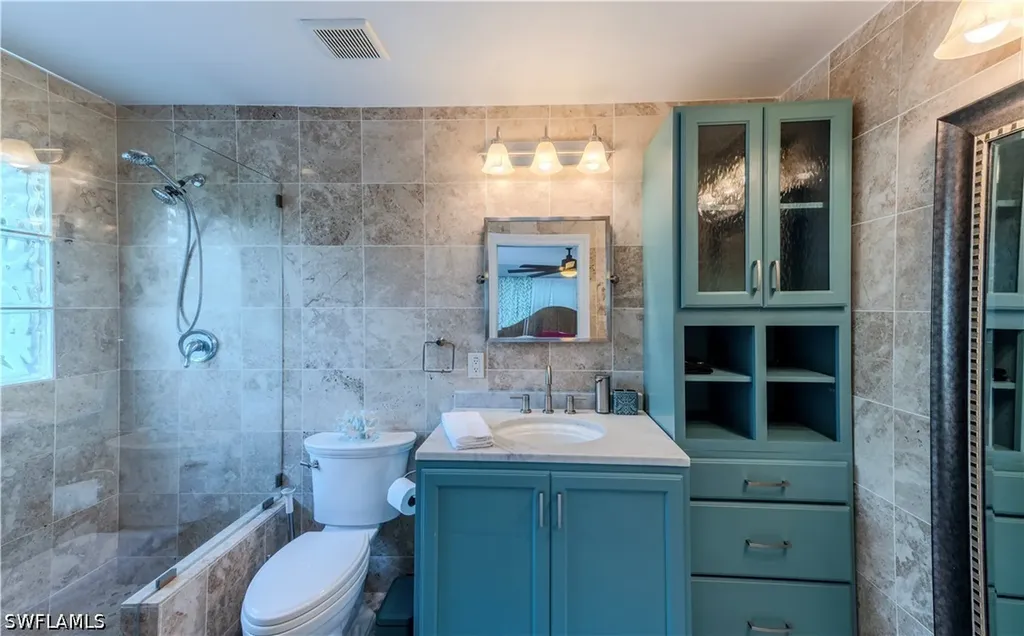 1385 Wisconsin Drive Naples FL 34103