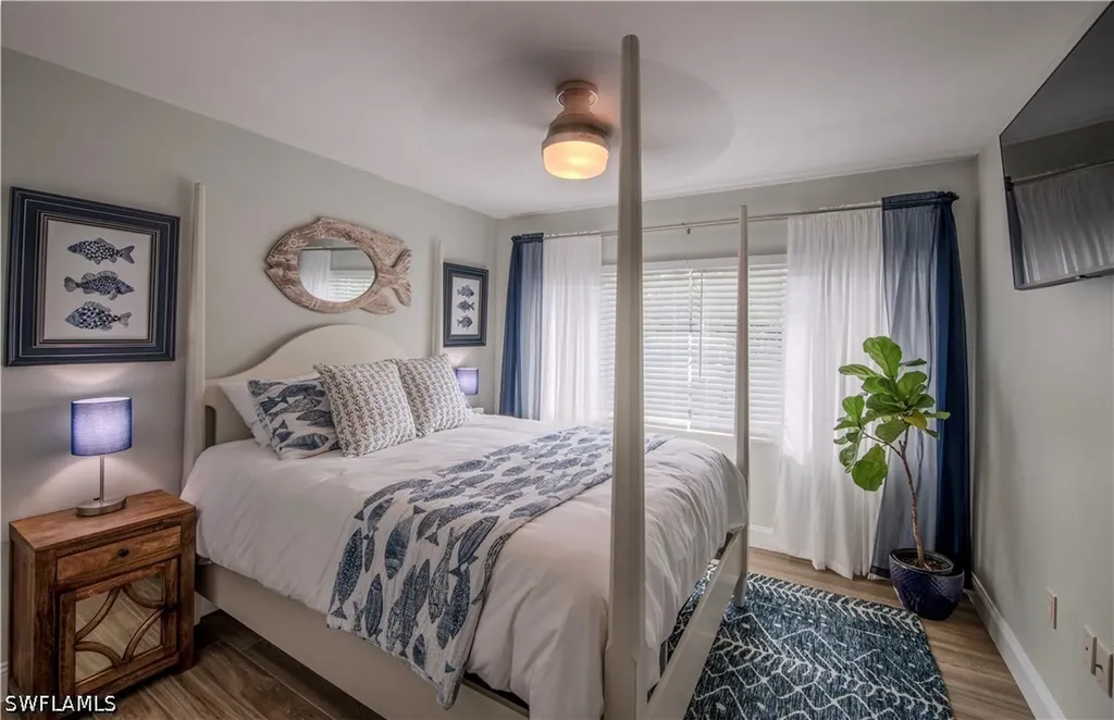 1385 Wisconsin Drive Naples FL 34103