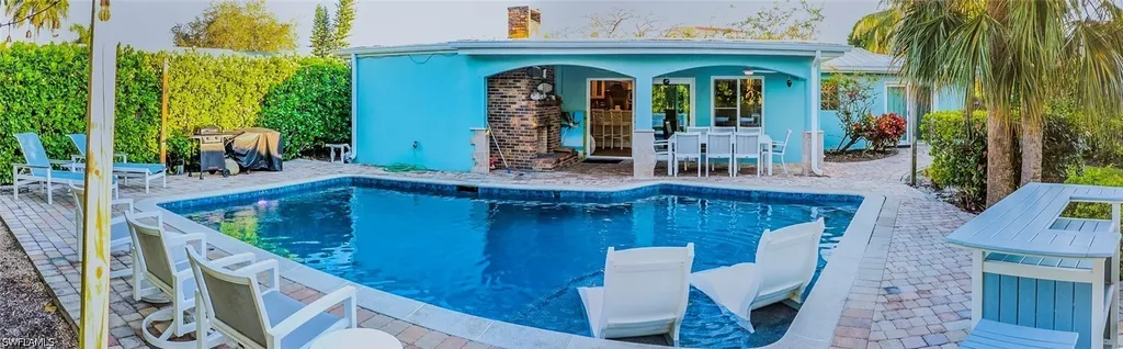 1385 Wisconsin Drive Naples FL 34103