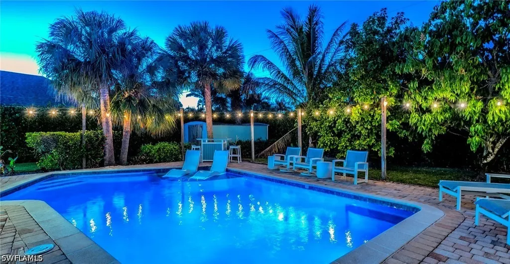 1385 Wisconsin Drive Naples FL 34103
