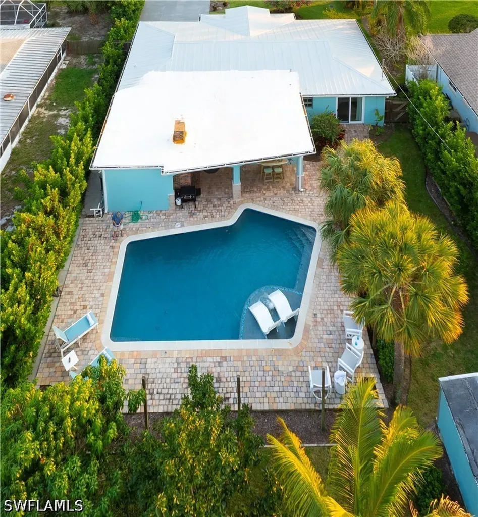 1385 Wisconsin Drive Naples FL 34103